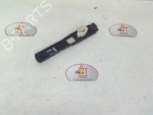 Używane Lampa oświetlenia tablicy rejestracyjnej CITROËN C5 II (RC_) 2.0 HDi (RCRHRH) (136 hp) 13135234