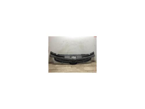Used Grille HYUNDAI i30 (FD) 1.6 CRDi (90 hp) 23872878