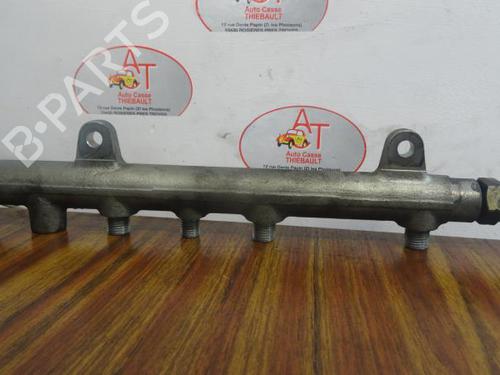 Used Injection rail RENAULT MEGANE II (BM0/1_, CM0/1_) 1.9 dCi (BM0G, CM0G) (120 hp) 25148458