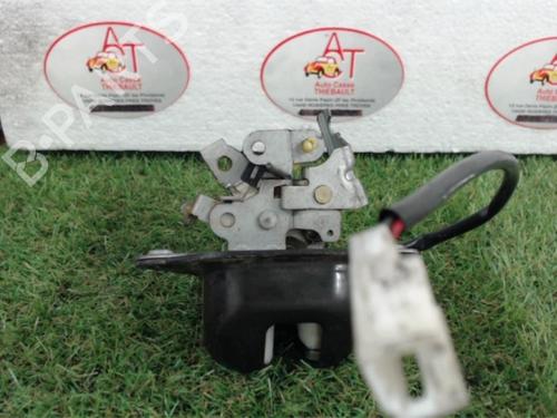 Used Tailgate lock NISSAN ALMERA TINO (V10) 2.2 dCi (115 hp) 12972646