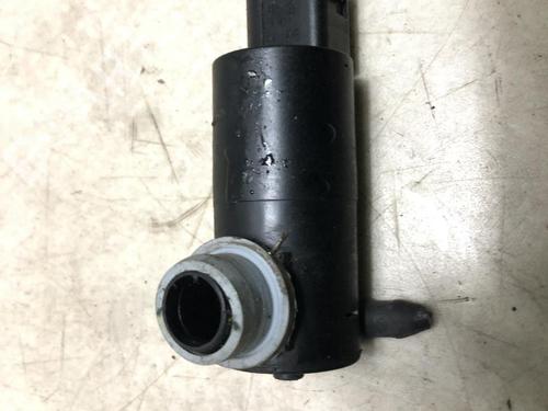 Used Washer pump SUZUKI SX4 (EY, GY) 2.0 DDiS 4x4 (RW420D) (135 hp) 20616621