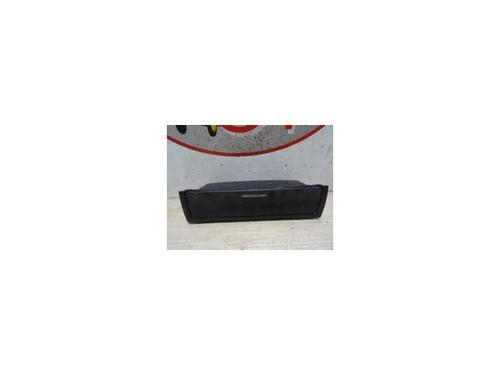 Used Cup/Object holder BMW 3 (E46) 320 d (136 hp) 13131947