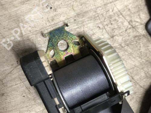 Used Rear left seatbelt RENAULT CLIO II (BB_, CB_) 1.2 (BB0A, BB0F, BB10, BB1K, BB28, BB2D, BB2H, CB0A,... (58 hp) 23000149