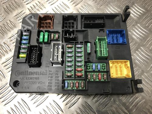 Used Fuse box PEUGEOT 508 SW I (8E_) 2.0 BlueHDi 180 (180 hp) 31199447