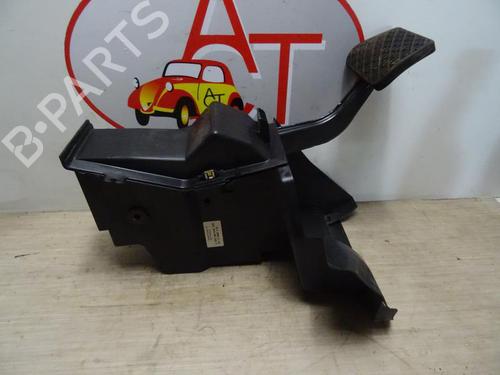 Used Break pedal MERCEDES-BENZ C-CLASS (W203) C 270 CDI (203.016) (170 hp) 12972027