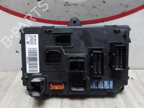 Used Fuse box PEUGEOT EXPERT Van (VF3A_, VF3U_, VF3X_) 2.0 HDi 120 (120 hp) 13267591