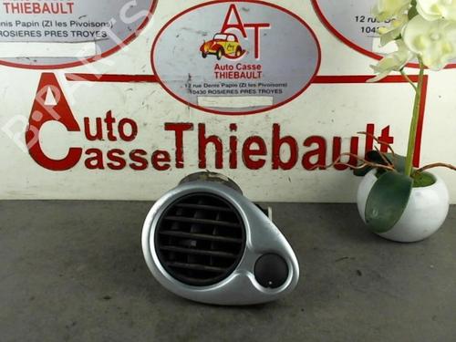 Used Air vent RENAULT CLIO III (BR0/1, CR0/1) 1.5 dCi (BR17, CR17) (86 hp) 20611653