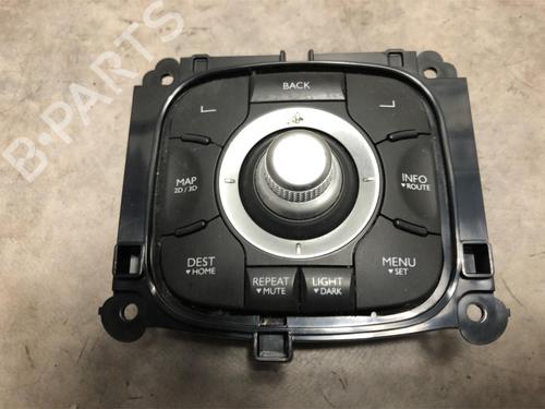 Used Switch RENAULT LAGUNA III (BT0/1) 1.5 dCi (BT00, BT0A, BT0T, BT1J) (110 hp) 20623279