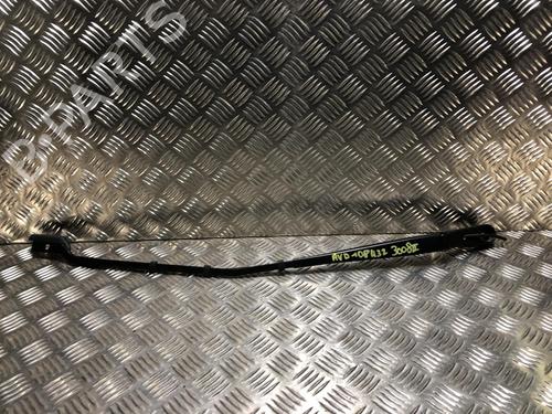 Used Front windshield wiper arm Front windshield wiper arm PEUGEOT 5008 II (MC_, MJ_, MR_, M4_) 1.5 BlueHDi 130 (MCYHZJ, MCYHZR, MCYHZX) (131 hp) 25115687 25115687