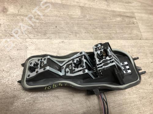 Used Licence plate light RENAULT SCÉNIC II (JM0/1_) 1.5 dCi (JM1E, JM16) (106 hp) 23870228