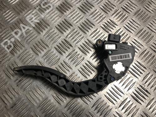 Pedale Pedale RENAULT SCÉNIC III (JZ0/1_) 1.9 dCi (JZ0J, JZ1J, JZ1K, JZ1S) (131 hp) 33735932 33735932