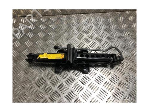 Jack Kit VOLVO C30 (533) 1.6 D | BP30786196C119