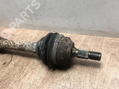 Used Left front driveshaft CITROËN XSARA (N1) 1.9 TD (90 hp) 13291591