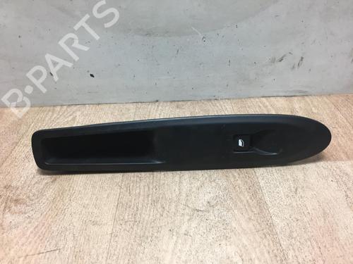 Used Right front window switch CITROËN DS3 (SA_) 1.6 HDi 90 (92 hp) 13225605