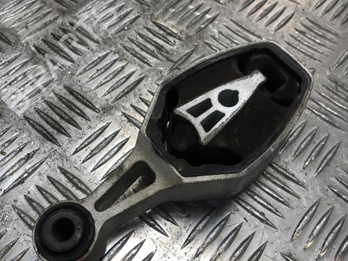 Used Engine mount CITROËN C3 III (SX) 1.2 PureTech 82 (83 hp) 31246269