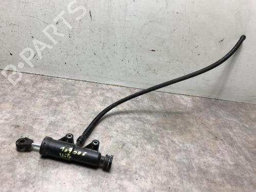 Used Clutch slave cylinder MERCEDES-BENZ VITO / MIXTO Van (W639) 119 (639.601, 639.603, 639.605) (190 hp) 20620271