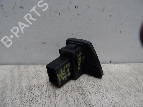 Right front window switch FIAT 500 (312_) 1.2 (312AXA1A) | BP27195642I26