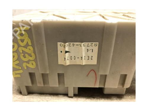 Fuse box TOYOTA RAV 4 II (_A2_) 2.0 D 4WD (CLA20_, CLA21_, CLA20R, CLA21R) | BP23873385E1 