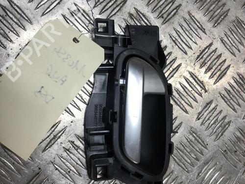 Poignée intérieure avant gauche DS DS 3 (SA_) 1.2 VTi 82 (SAHMZ6) (82 hp) 31204705