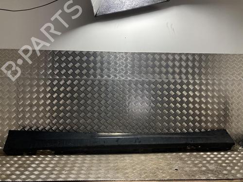 Used Right sideskirt Right sideskirt BMW 1 Convertible (E88) 123 d (204 hp) 40283044 40283044