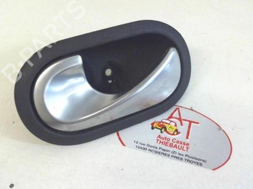 Used Rear left interior door handle RENAULT MEGANE II (BM0/1_, CM0/1_) 1.5 dCi (BM1E, CM1E) (106 hp) 13037282
