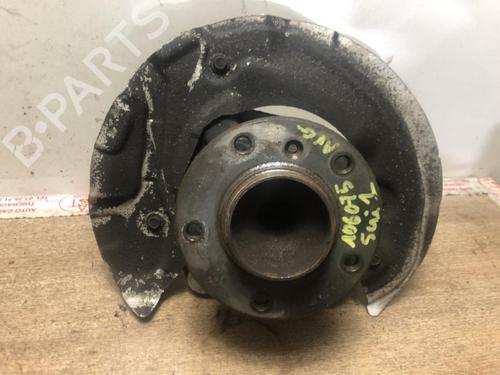 Used Left front steering knuckle BMW 1 (E87) 118 d (143 hp) 20618900