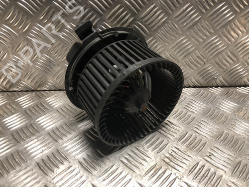 Used Heater blower motor Heater blower motor RENAULT TWINGO II (CN0_) 1.2 16V (CN04, CN0B) (75 hp) 33964189 33964189