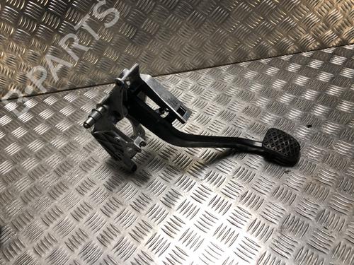 Bremsepedal BMW 1 Coupe (E82) 118 d (143 hp) 31186113