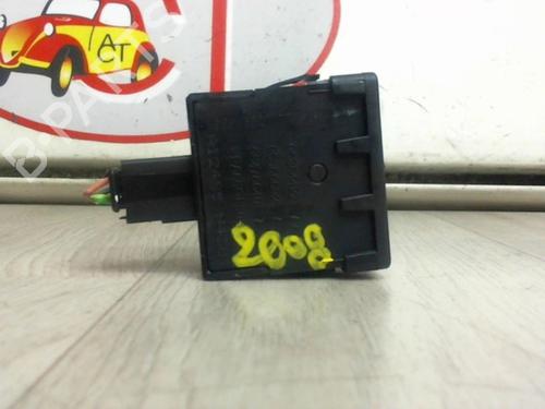 Used Switch PEUGEOT 2008 I (CU_) 1.6 HDi (114 hp) 13036657