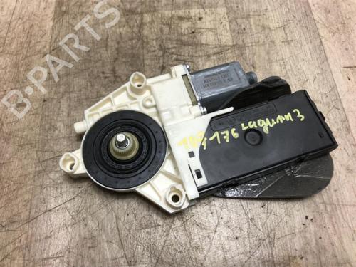 Rudehejsemotor forskærm højre RENAULT LAGUNA III (BT0/1) 2.0 dCi (BT01, BT08, BT09, BT0E, BT0K, BT12, BT1C, BT1D,... (150 hp) 20621728