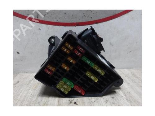 Zekeringkast VW PASSAT B6 (3C2) 2.0 TDI | BP23034746E1 