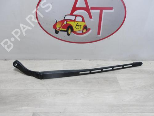 Used Front windshield wiper arm PEUGEOT 307 Break (3E) 1.6 HDi (90 hp) 13133412