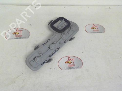 Éclairage de plaque d'immatriculation OPEL ZAFIRA A MPV (T98) 2.0 DTI 16V (F75) (101 hp) 28334066