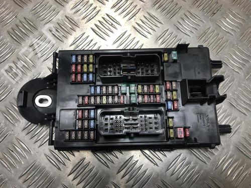 Sikringsdåse VOLVO XC90 II (256) D5 AWD (224 hp) 31202675