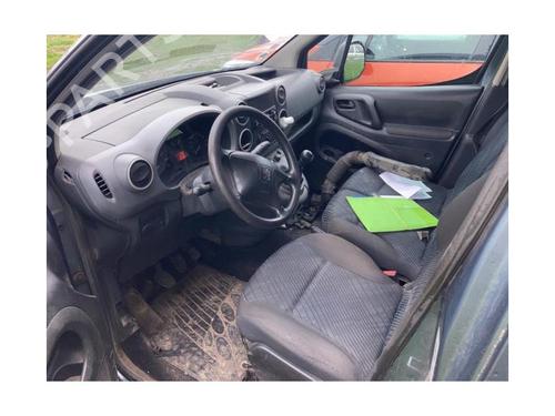 Left front steering knuckle PEUGEOT PARTNER Box Body/MPV 1.6 HDi | BP15967902M25 