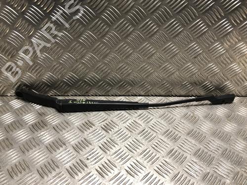 Used Front windshield wiper arm Front windshield wiper arm 38957650 38957650