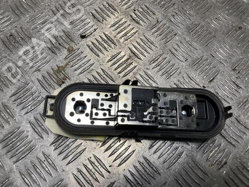 Kennzeichenbeleuchtung für PEUGEOT 5008 (0U_, 0E_) 2.0 HDi 150 / BlueHDi 150 (150 hp) 32758807