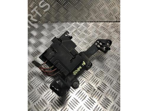Fuse box AUDI A1 (8X1, 8XK) 1.6 TDI | BP26646040E1 