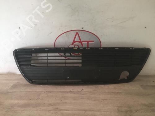 Used Grille TOYOTA AYGO (_B1_) 1.0 (KGB10_, KGB10R) (68 hp) 20625052