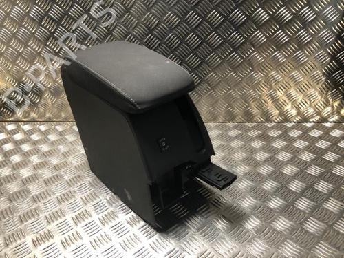 Armrest / Center console VW SCIROCCO III (137, 138) 1.4 TSI | BP28305494I20 