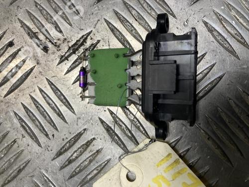 Varmemotstand PEUGEOT 5008 (0U_, 0E_) 1.6 HDi (114 hp) 32211575