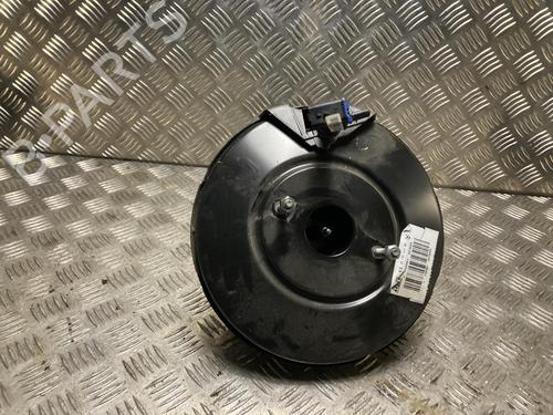 Used Servo brake CITROËN C4 CACTUS 1.2 PureTech 130 (131 hp) 32330131