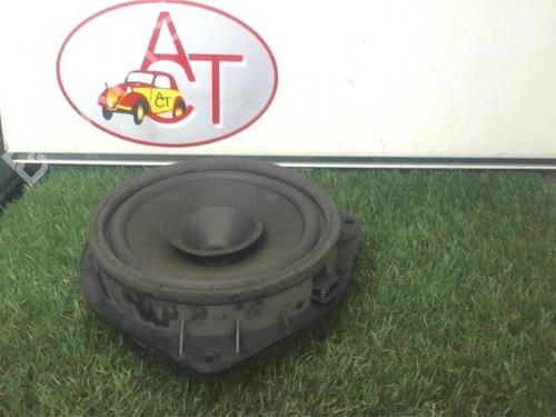Cup/Object holder TOYOTA COROLLA (_E12_) 2.0 D-4D (CDE120R, CDE120L_) | BP30779948I37