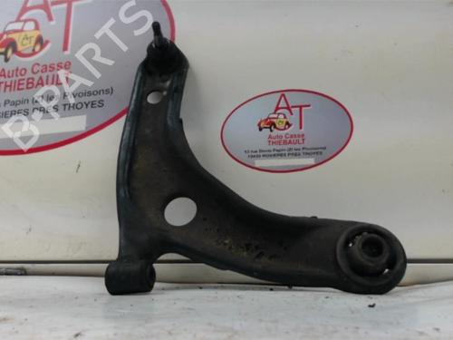 Brazo Suspension delantero derecho TOYOTA YARIS (_P9_) 1.4 D-4D (NLP90_, NLP90R) (90 hp) 22795087
