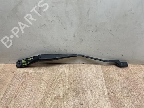 Used Front windshield wiper arm FORD MONDEO IV Turnier (BA7) 2.0 TDCi (140 hp) 23034461