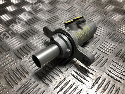 Used Brake master cylinder Brake master cylinder DS DS 3 (SA_) 1.6 BlueHDi 100 (SABHY0, SABHYT) (99 hp) 33337370 33337370