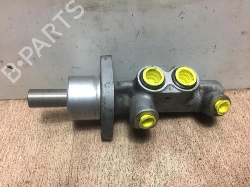 Used Brake master cylinder RENAULT CLIO III (BR0/1, CR0/1) 1.5 dCi (C/BR0G, C/BR1G) (68 hp) 13277285