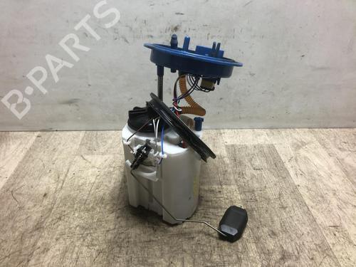 Used Fuel pump SEAT ARONA (KJ7, KJP) 1.0 TSI (116 hp) 23035872