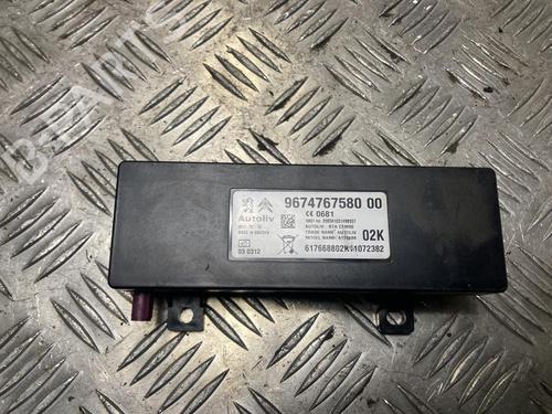 Used Control unit Control unit PEUGEOT 5008 (0U_, 0E_) 2.0 HDi 150 / BlueHDi 150 (150 hp) 32846181 32846181