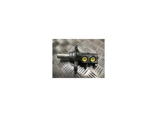 Used Brake master cylinder DACIA DUSTER (HM_) 1.5 dCi 115 (HMAD) (116 hp) 26661906